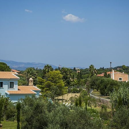 Seirios Luxury Villa スヴォロナータ エクステリア 写真