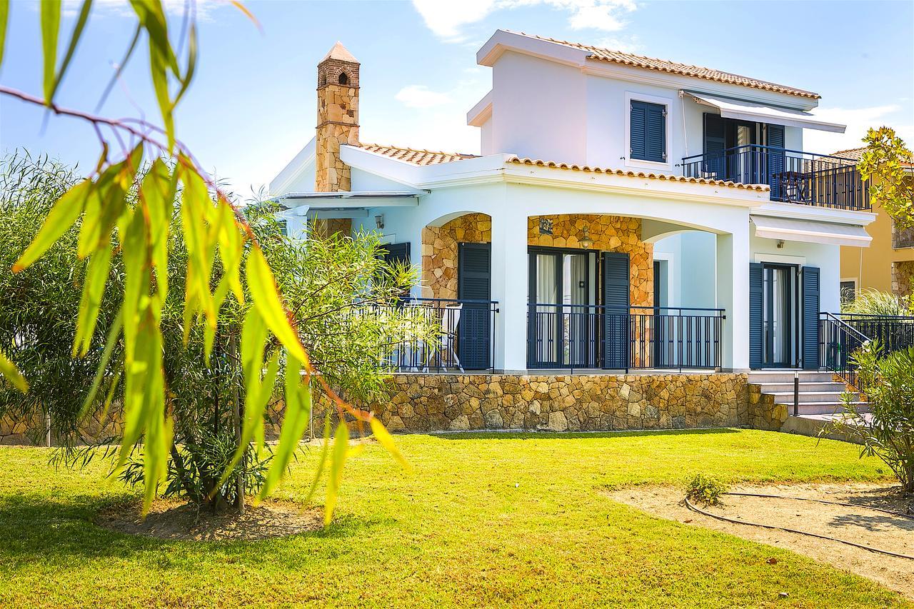 Seirios Luxury Villa スヴォロナータ エクステリア 写真