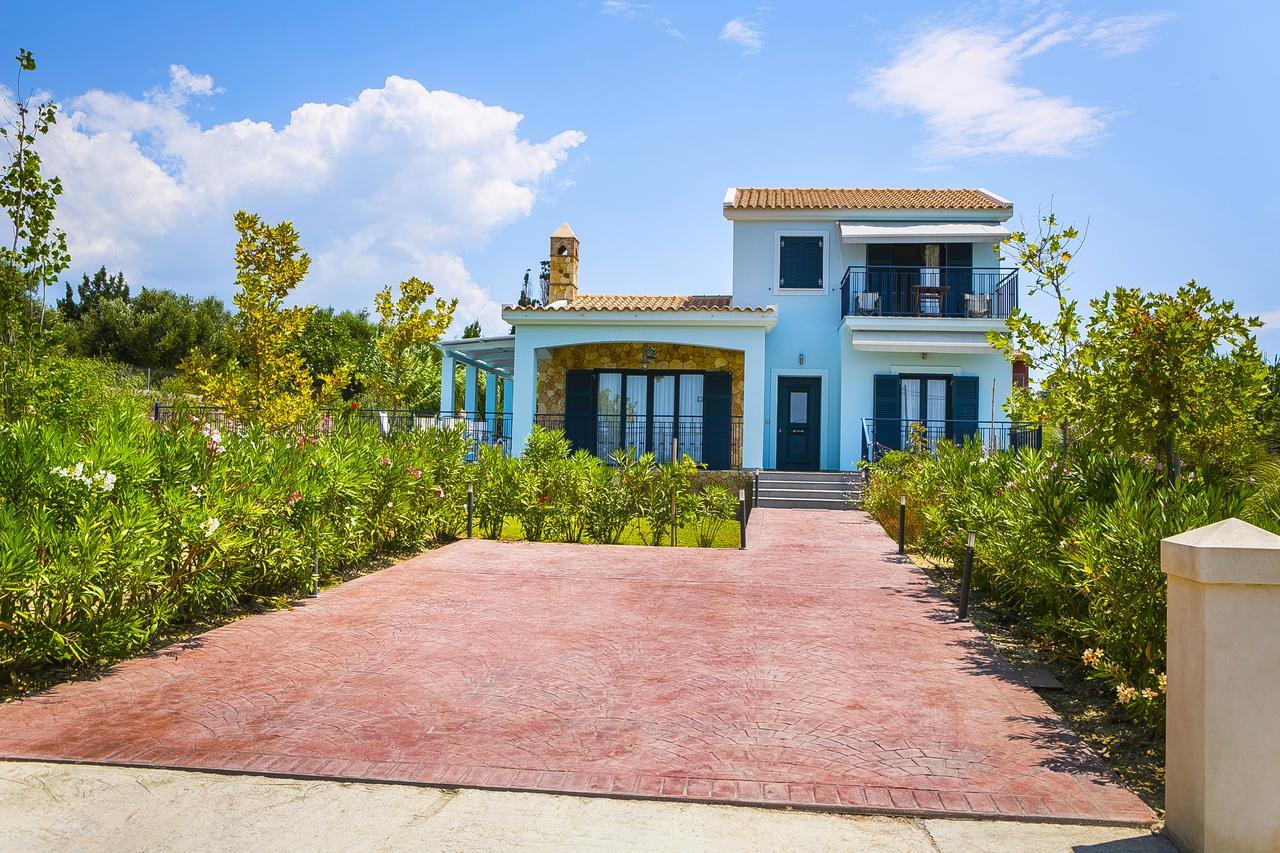Seirios Luxury Villa スヴォロナータ エクステリア 写真